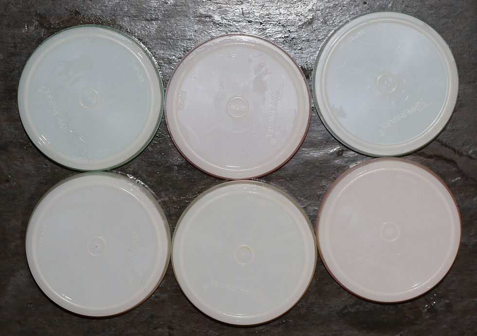 Miniatura: Preloved Vintage Pastel Harlequin Tupperware Coaster Set in Caddy