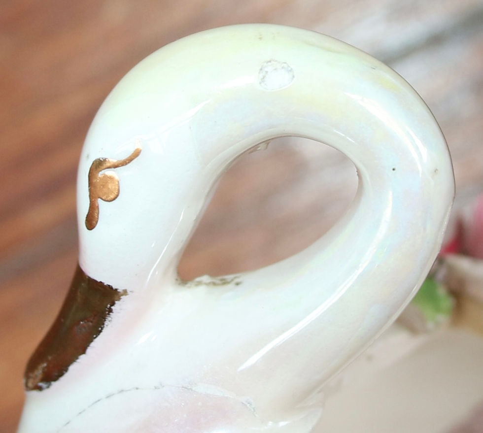 Thumbnail: Preloved Vintage Ceramic Swan Ashtray