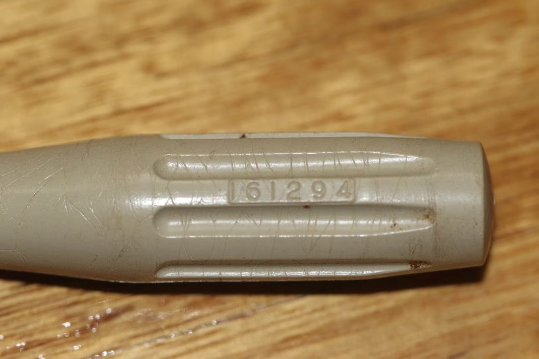 Preloved Singer sewing machine tools , 161294. Flat Head Screwdriver.