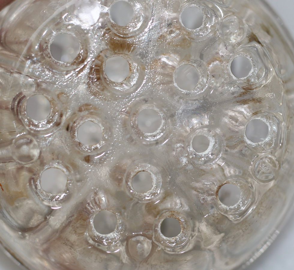 Miniatura: Preloved Vintage Domed Glass Flower Frog