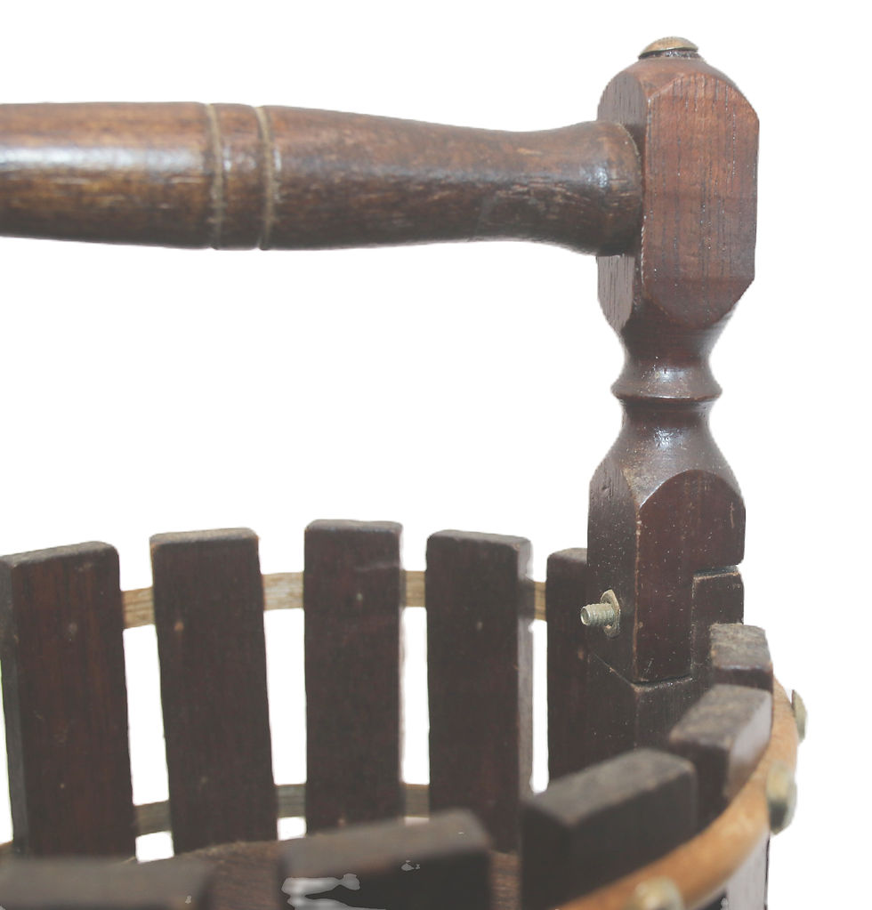 Miniaturbild: Preloved Vintage Classic Wishing Well Spice Holder