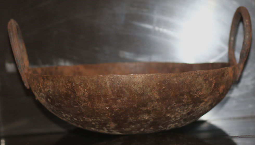 Miniatura: Preloved Vintage Metal Cookware, Double-Handled Cookware, Iron Kadai or Wok