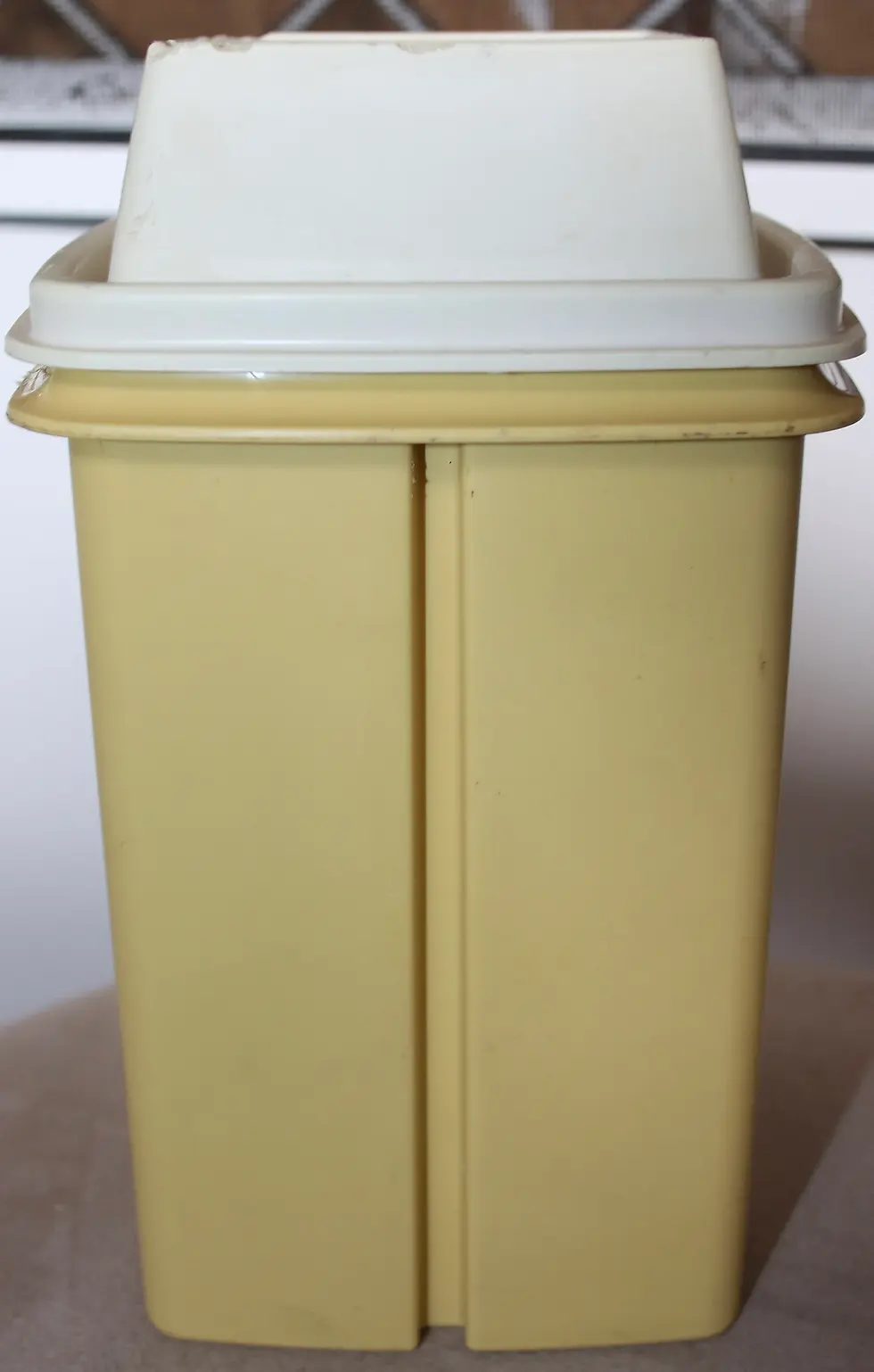 Miniature : Preloved Tupperware Beetroot Keeper, Tupperware pickle or pineapple or b