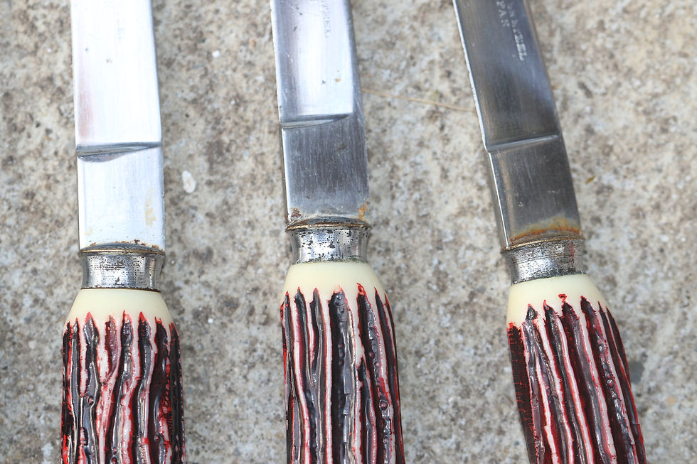 Miniatura: Preloved Vintage Faux Bois Plastic Handled Knives, Fake Antler Knives