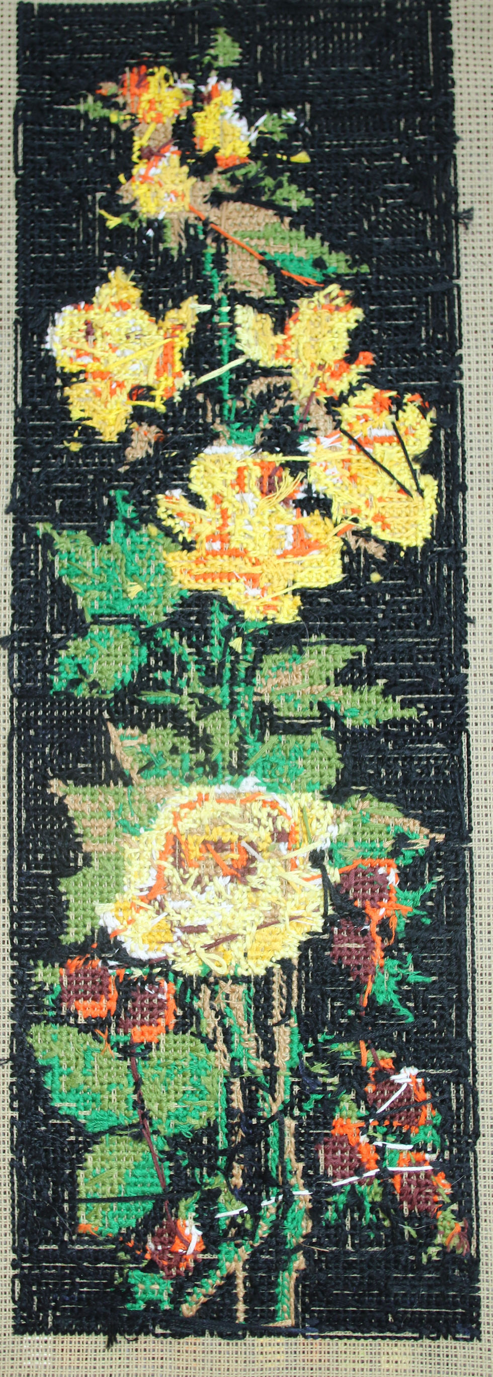 Thumbnail: Preloved L806 Floral Tapestry, Flower Tapestry, Roses Tapestry Panel