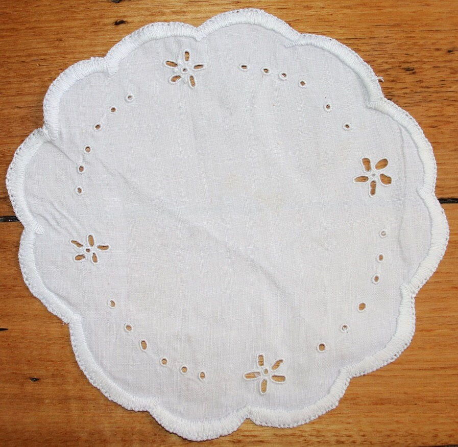 Preloved Cotton Doily
