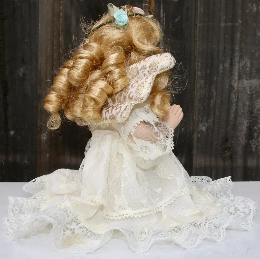 縮圖：Preloved God,Kneeling in Prayer Angel doll, Religious Doll, Christianity Doll