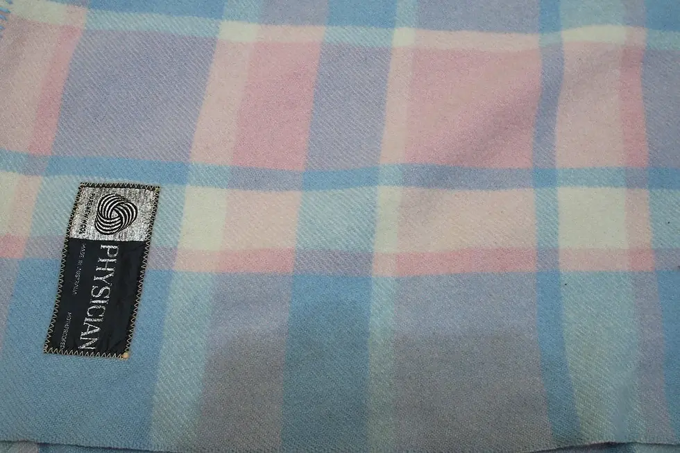 Miniatura: Preloved Physician Pure New Wool Blanket