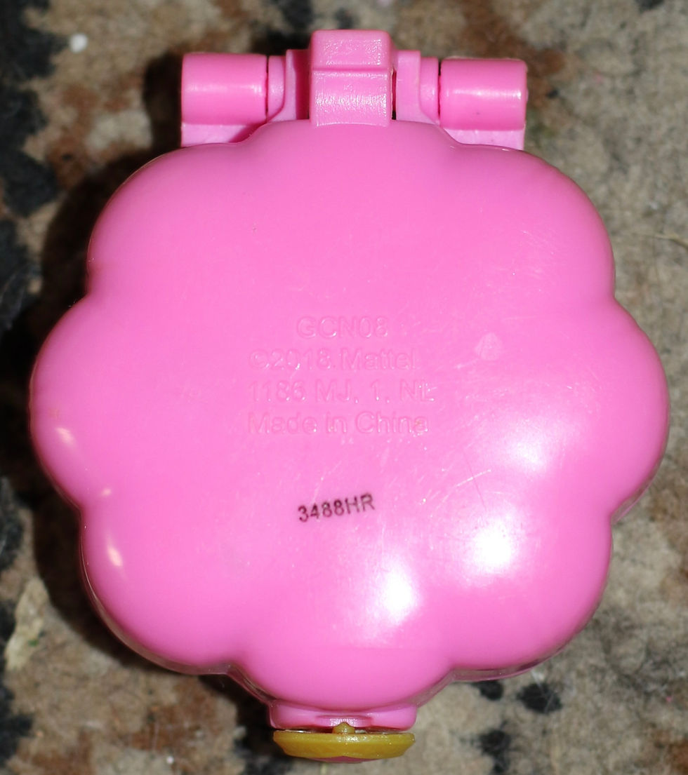 Miniaturbild: Preloved  2018 Hopping Hangout Polly Pocket Compact Set GNC08. No Accessories