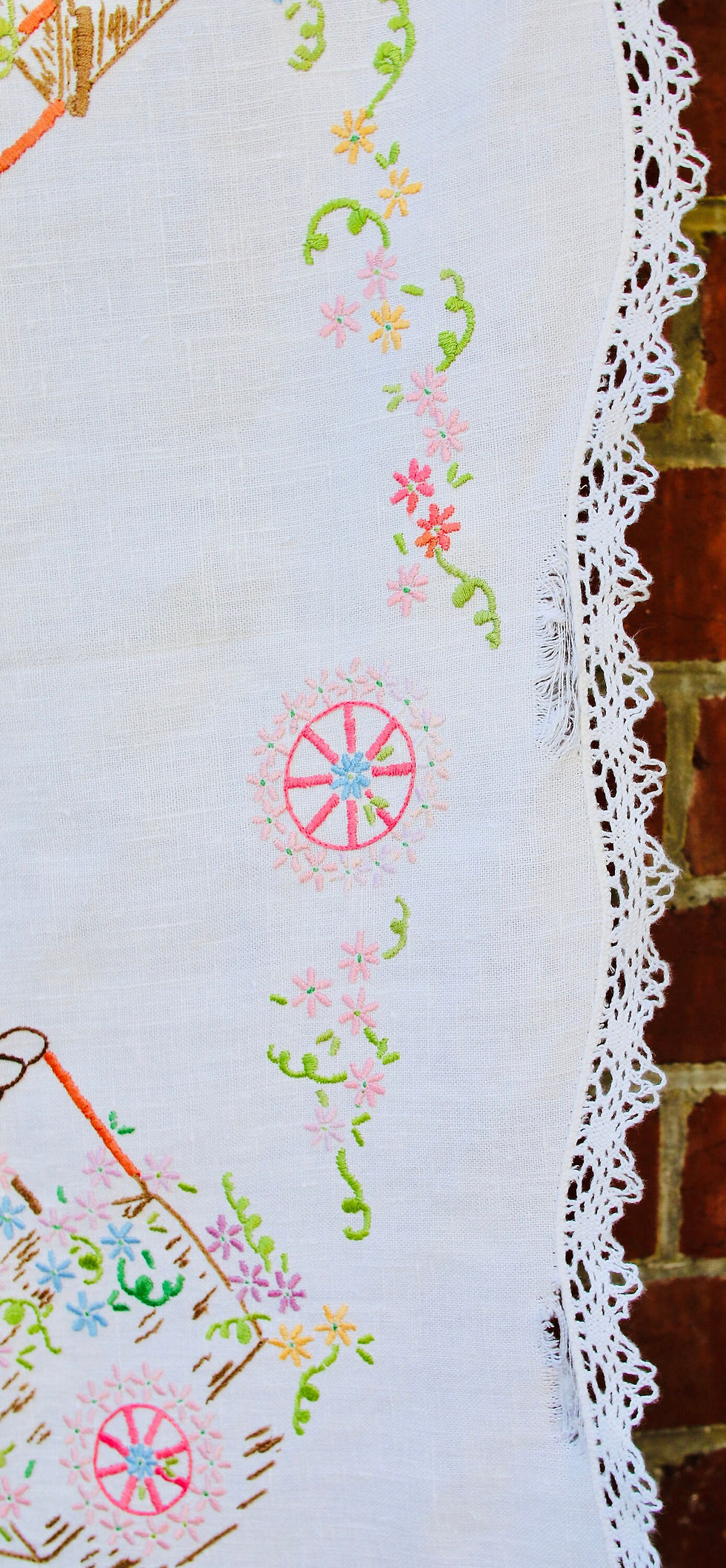 Miniatura: Preloved Embroidery Tablecloth, Embroidered Tablecloth, Floral Tableclot