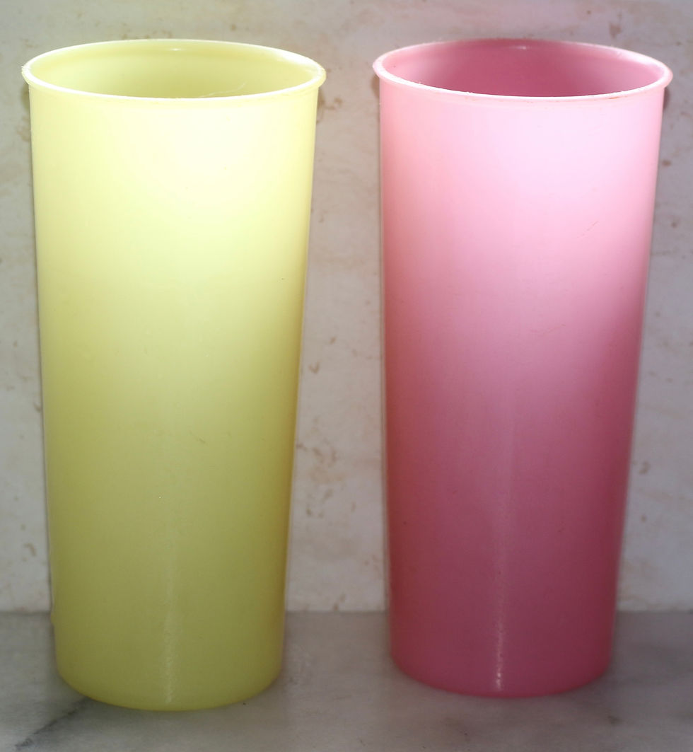Miniatura: Preloved Pair of Tupperware Tumblers, Tupperware Beakers