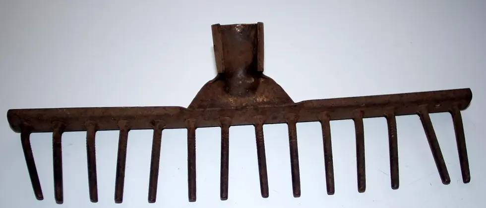 Миниатюра: Long vintage metal rake head - Vintage metal rake head - coat hook - hat