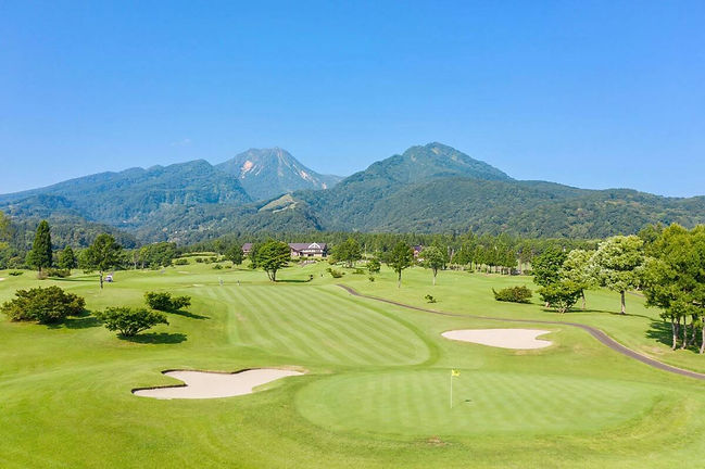 Play a round of golf at Seki Onsen's Myoko Kogen Country Club