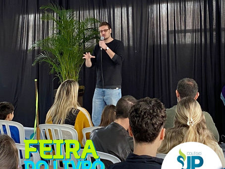 Patrono - Feira do Livro do Colégio JPHigie