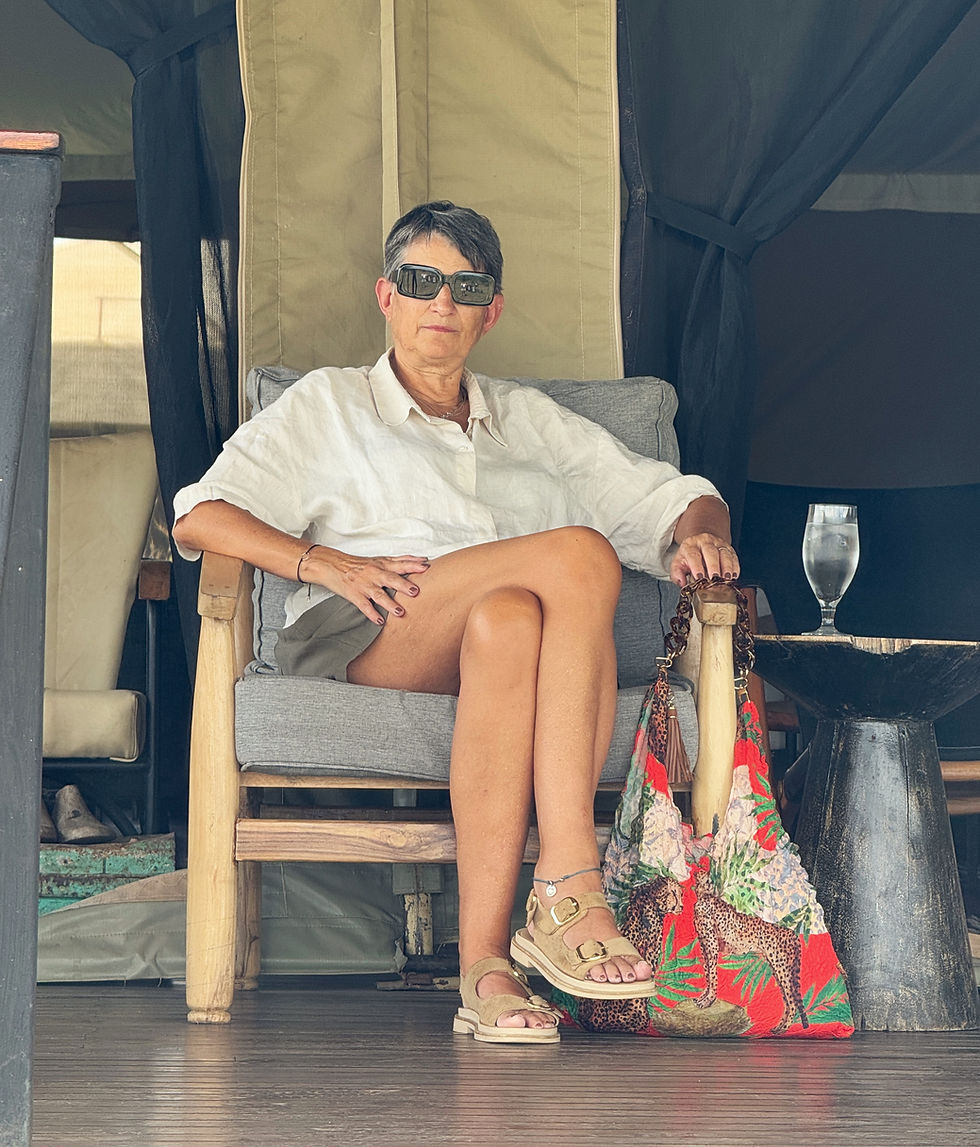 My friend Alison on safari with her Leopard & Palm eco bag, and me. Lucky Alison.