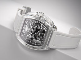 Introducing the B 1.618 Grande Date Sapphire Edition from Bianchet
