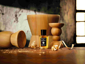 Acqua di Parma Cedro Virtuoso, a woody fragrance combining cedarwood and hazelnut.