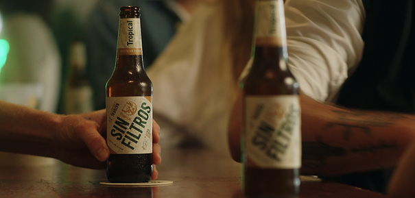 Campaña de Tropical Sin Filtros hecha por LDR Lauder CreativaAgencia de Creatividad Lógica