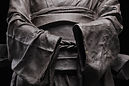 sculpture-golden-repaired-sculpture-Kimono-03-ceramic-5-21.jpg