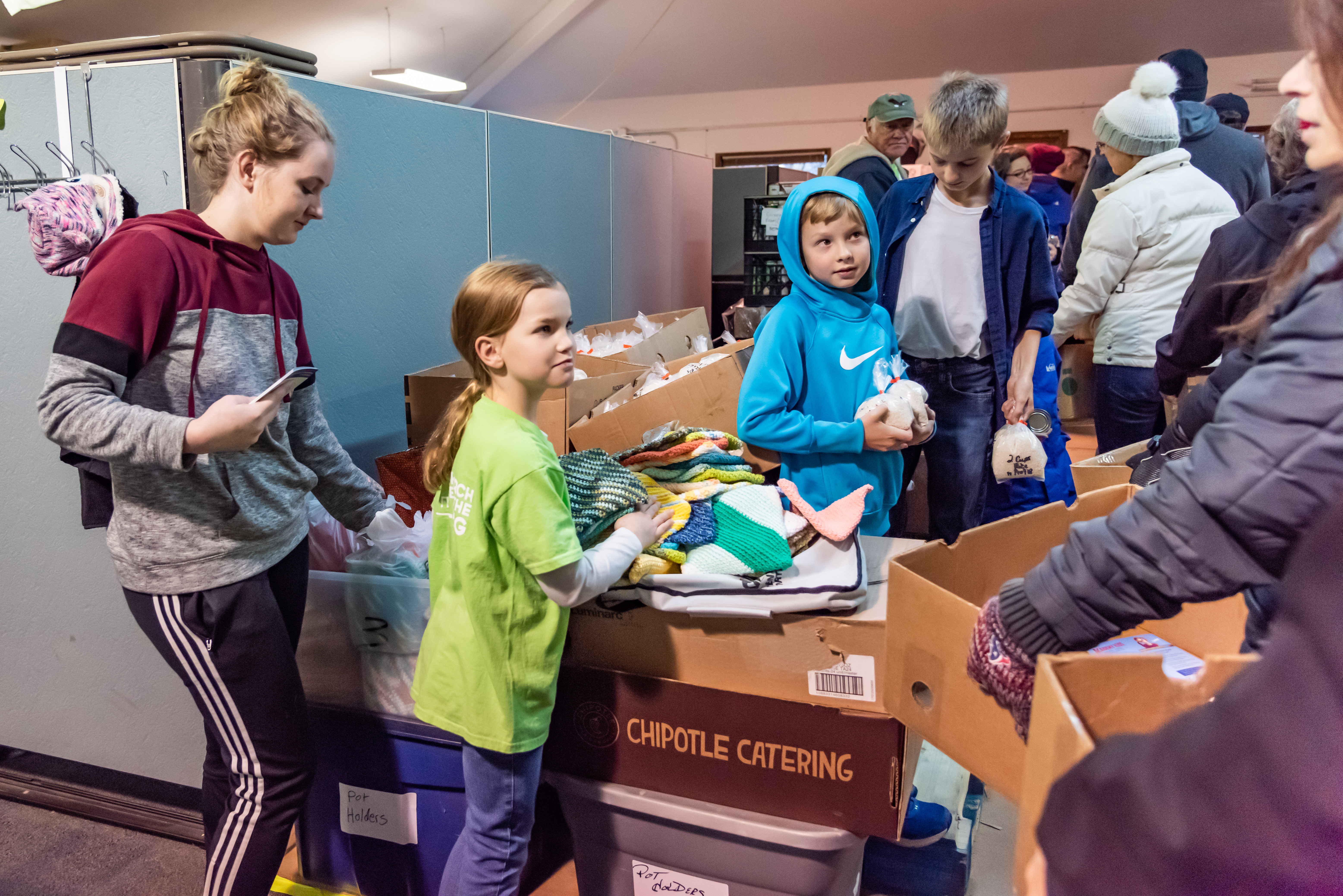 Food And Clothes Pantry Colorado Springs Crossfire Ministries