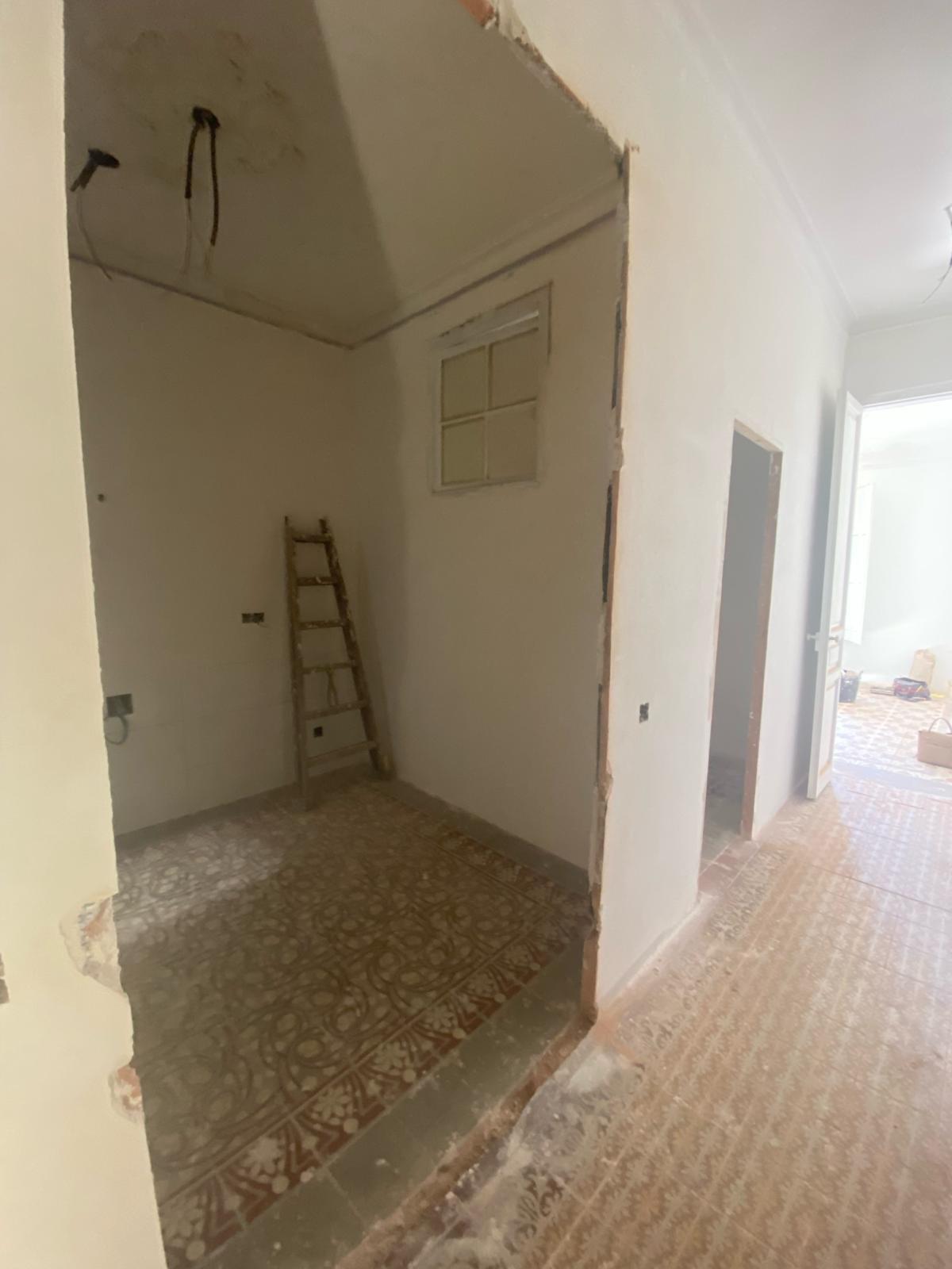 Project Carrer Valencia 2
Before image