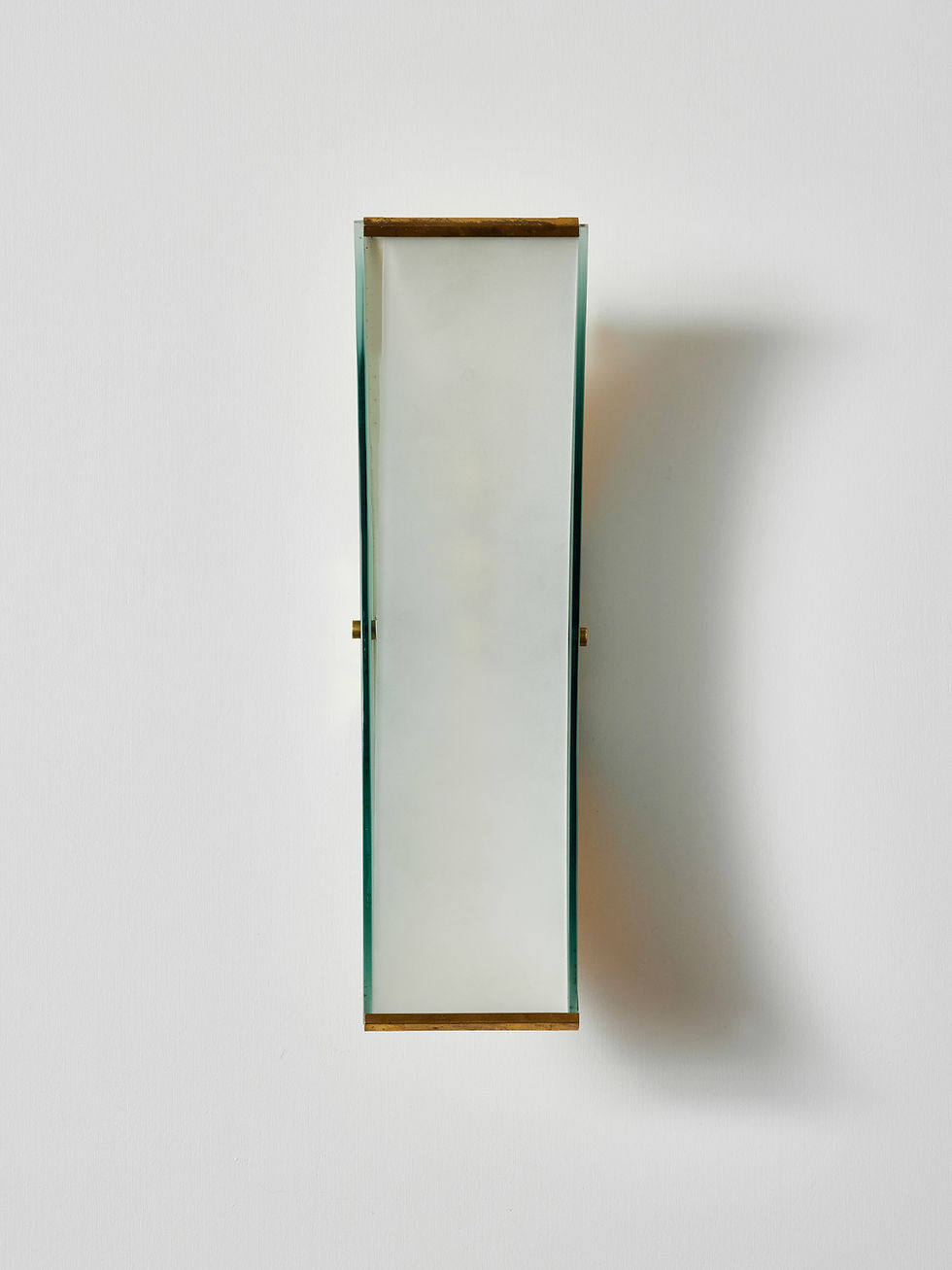 Miniature : Pair of Model 2135 Wall Sconces by Max Ingrand for Fontana Arte