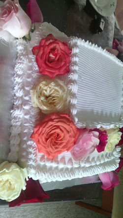 PASTEL FLORES