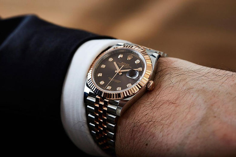 insanlar-neden-bir-rolex-saati-olsun-ister.jpg