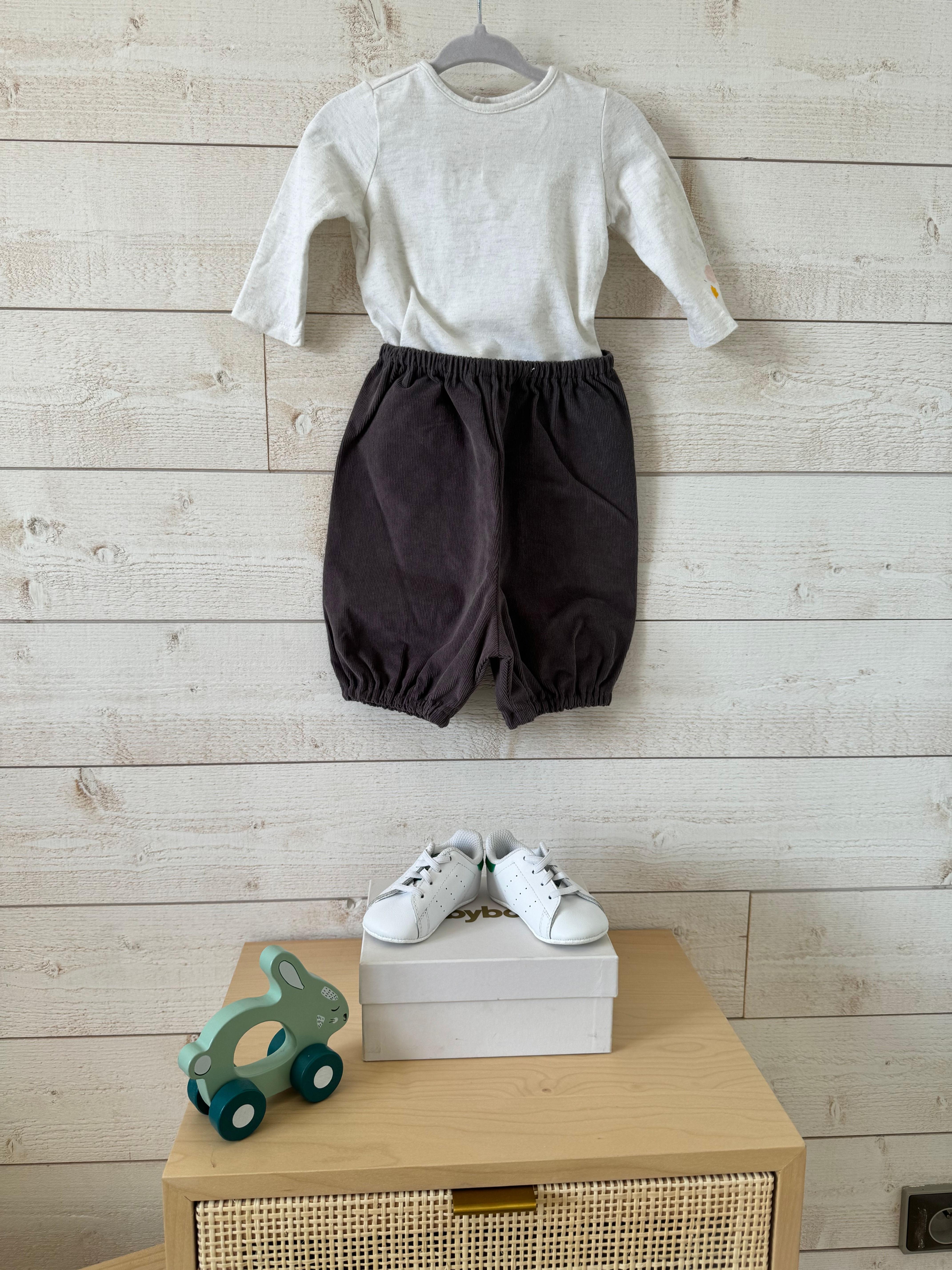 Bloomer gris avec tee shirt blanc