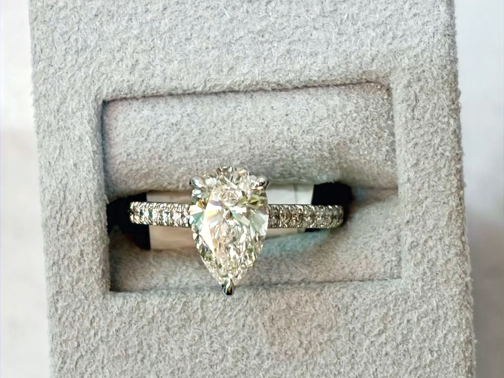 Women's Pear & Round Cut Lab Diamond Ring