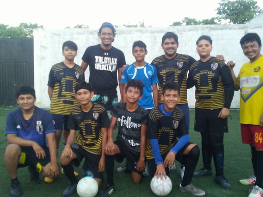 Cristo Rey recibe con entusiasmo al Fútbol 5