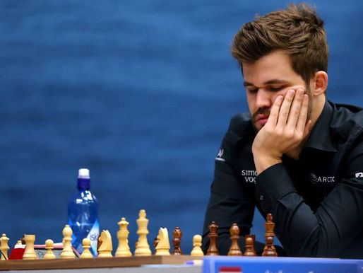 Carlsen se impone en revancha ante Firouzja