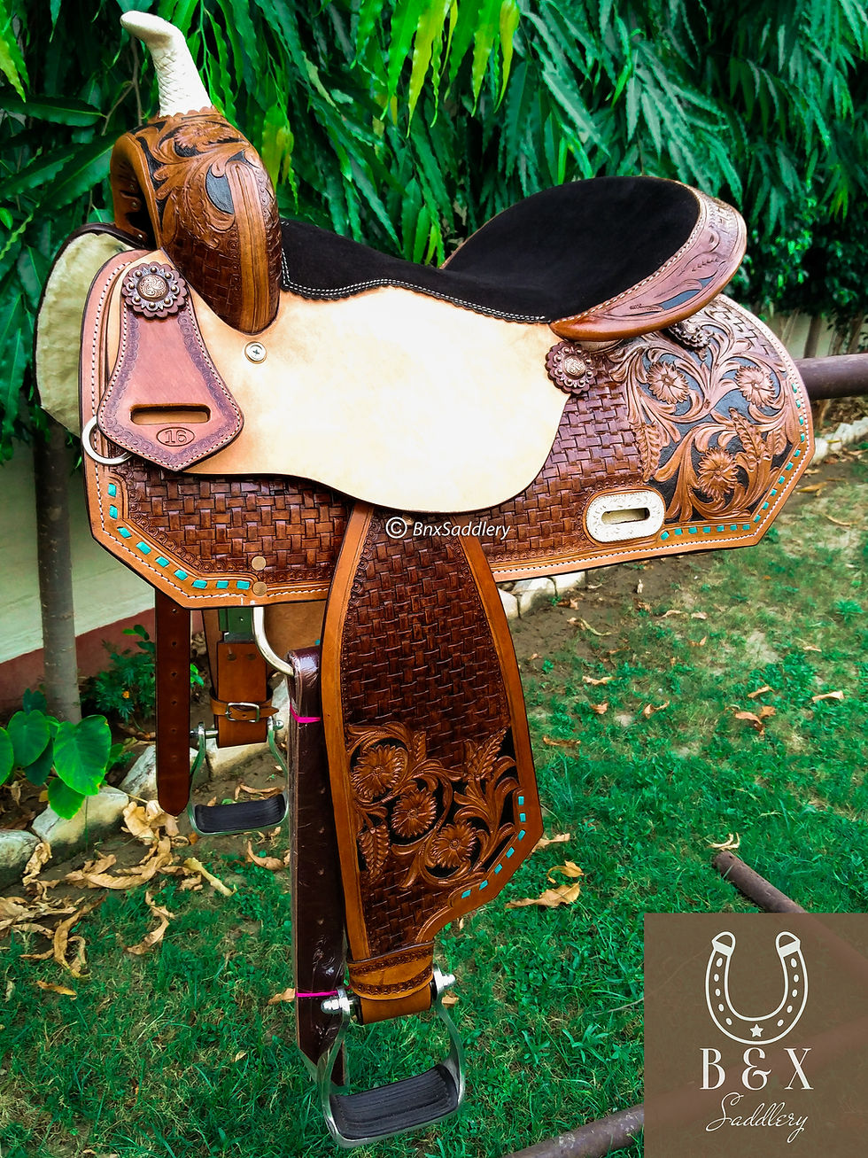 Miniature : BXBR 4017 Barrel Saddle Side View