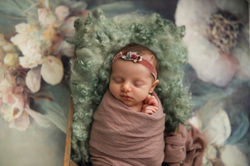 newborn photographer Vaughan