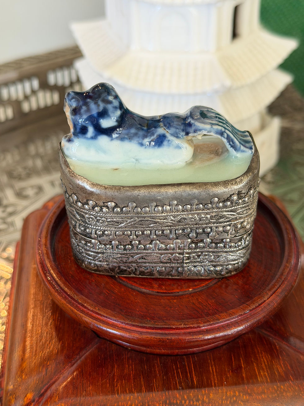Thumbnail: Blue and White Shard Box