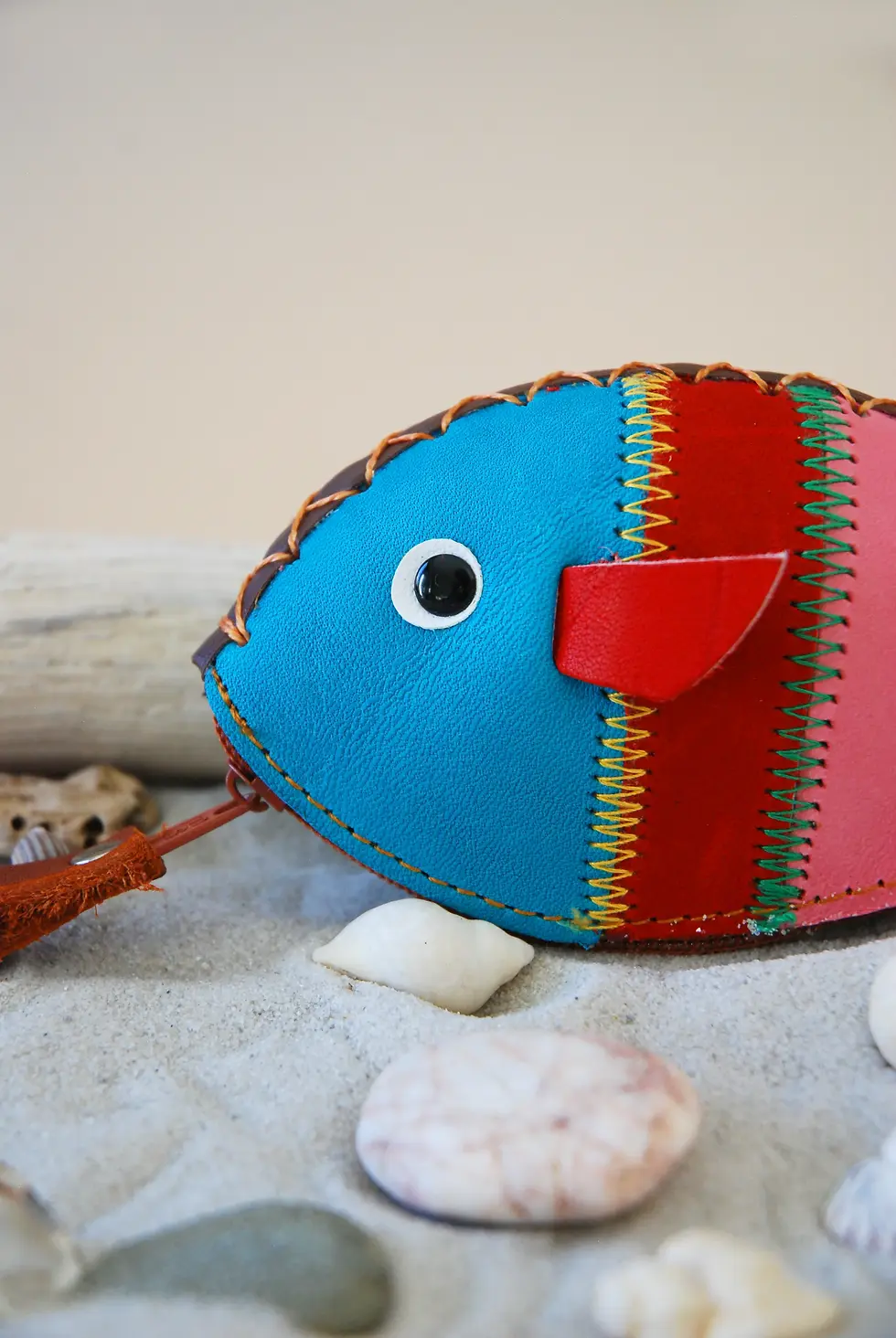 Miniature : Porte-monnaie Dorade couleur en cuir recyclé de la marque Mabuti'k
