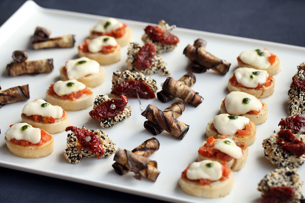 Miniature : Bouteille de Champagne & ses mignardises