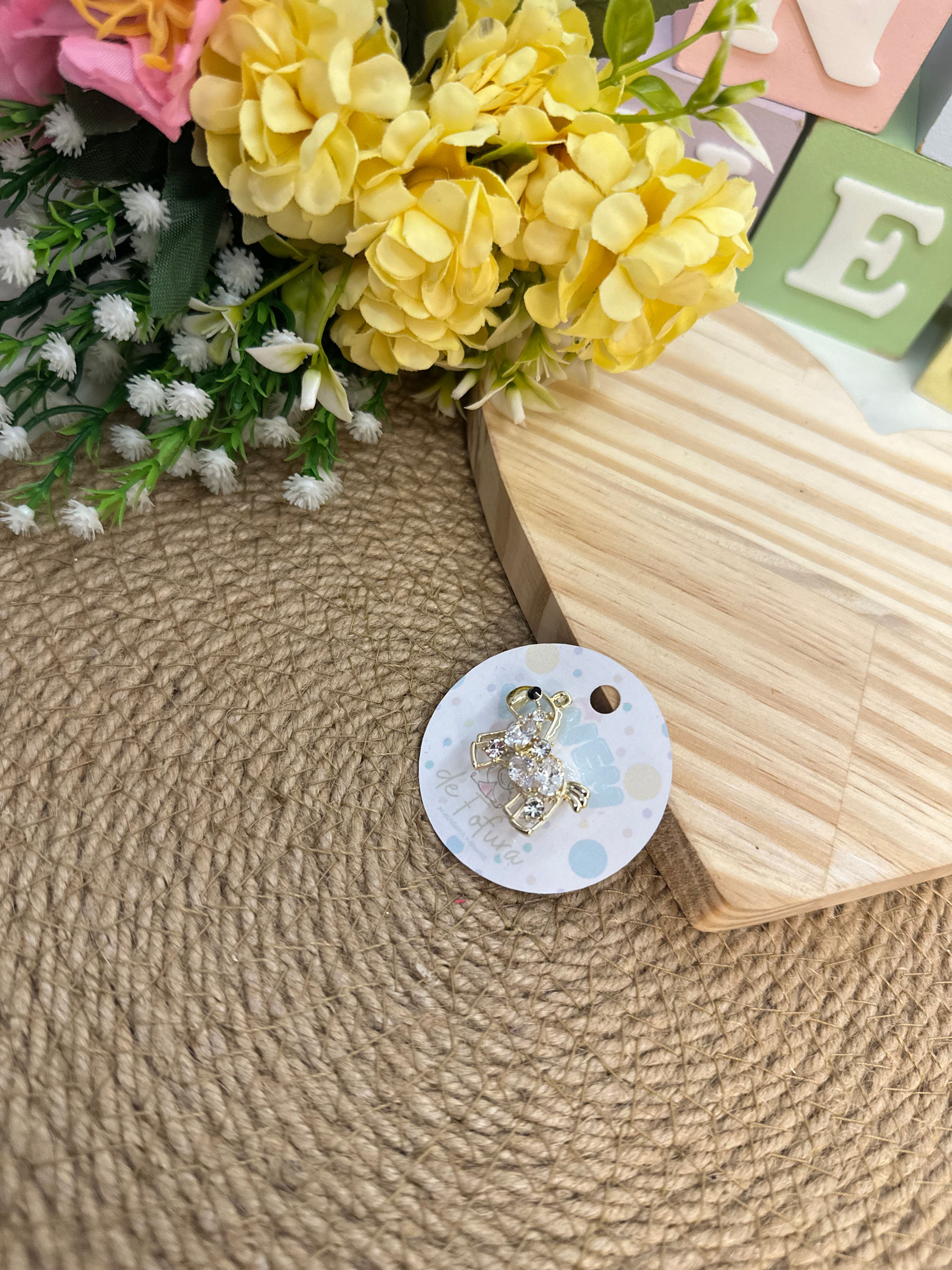 Broche de cavalo strass