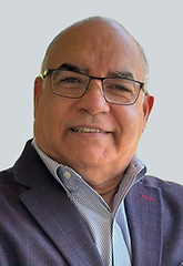 Foto Pastor Esteban RodrÃguez_edited.jpg