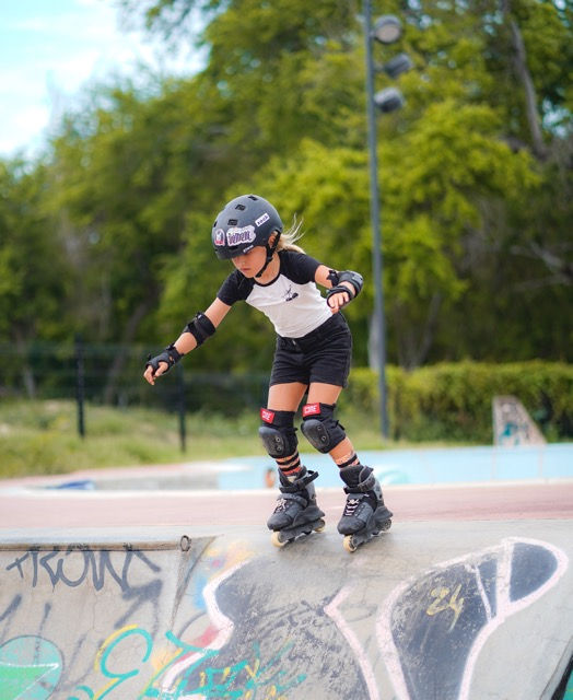 Stages de roller et trottinette à La Réunion : Formules complètes pour enfants et ados avec Skroll