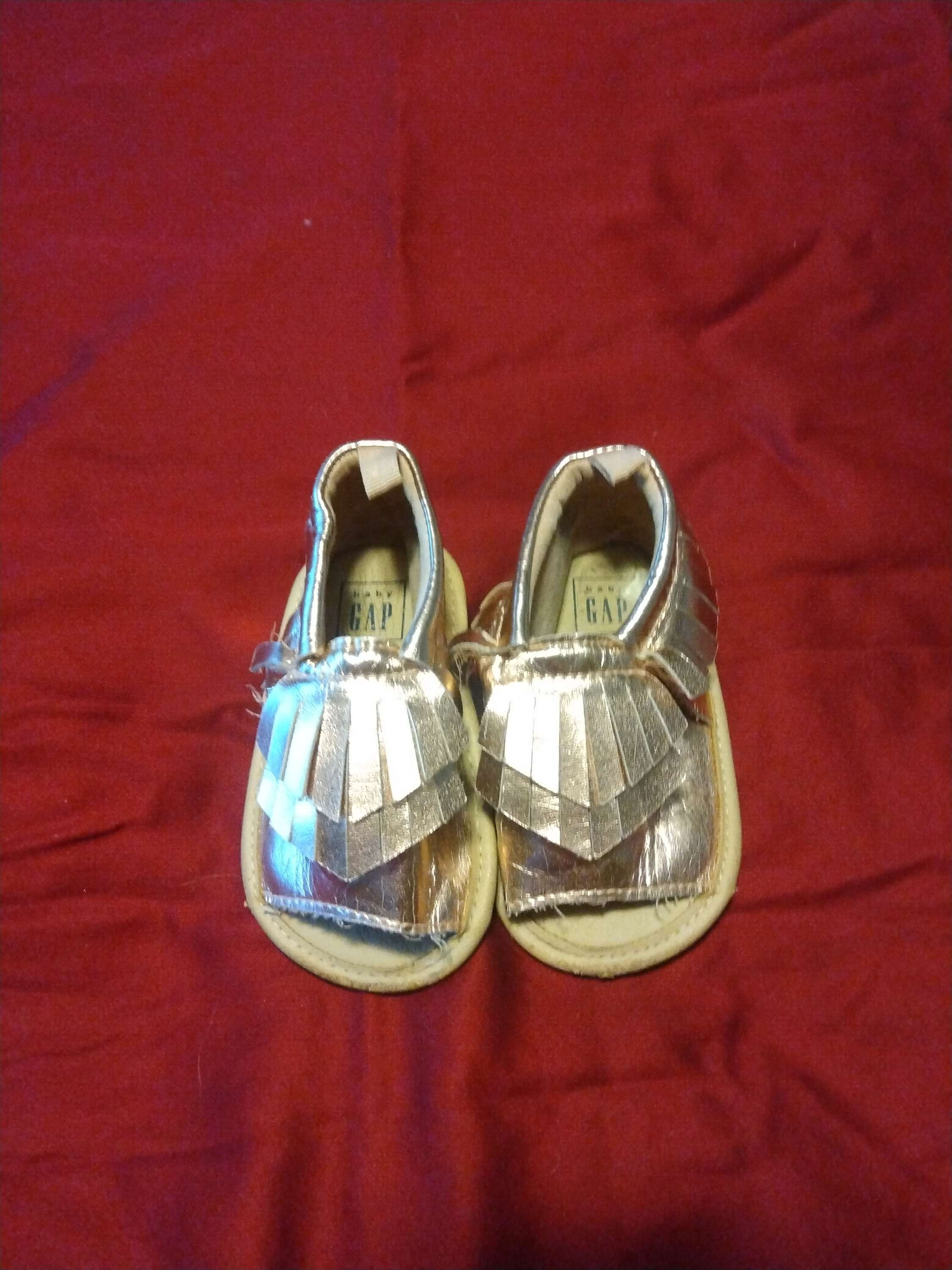 Baby Shoes 12-18M