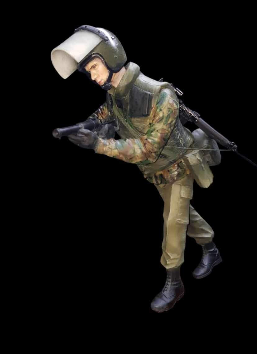 Thumbnail: Op Banner Figure