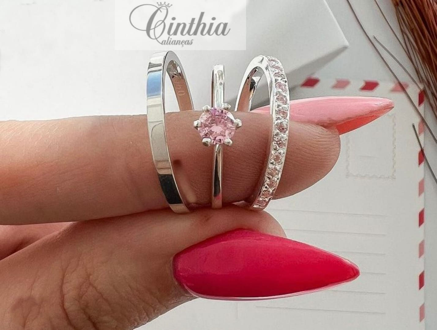 Alianças Raika rosa