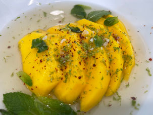 MEXCAL MANGOS