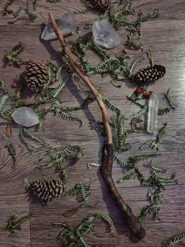 Rustic Root Wand | The Magpie & The Moon