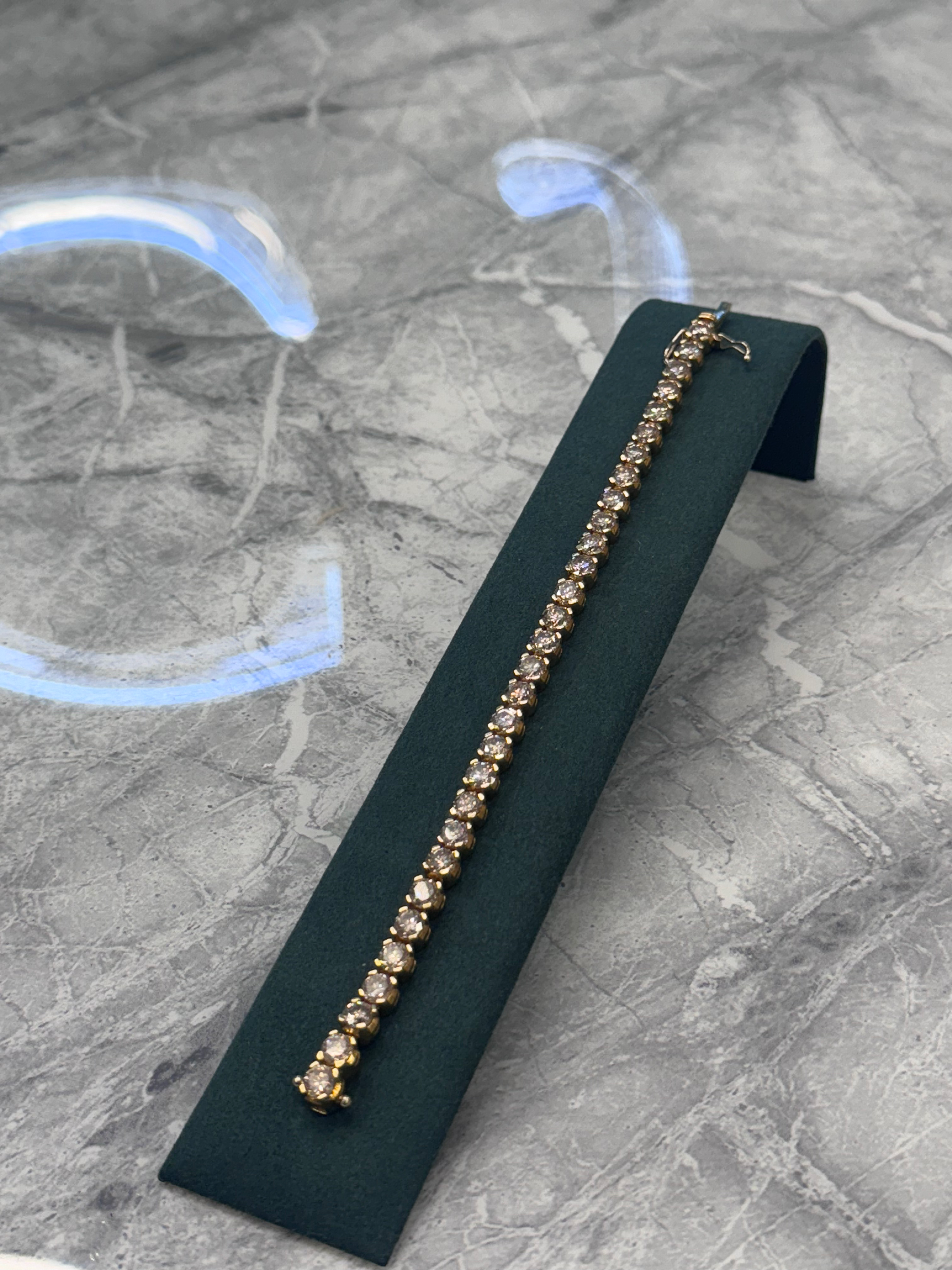 18ct Gold 15 Carat Diamond Tennis Bracelet