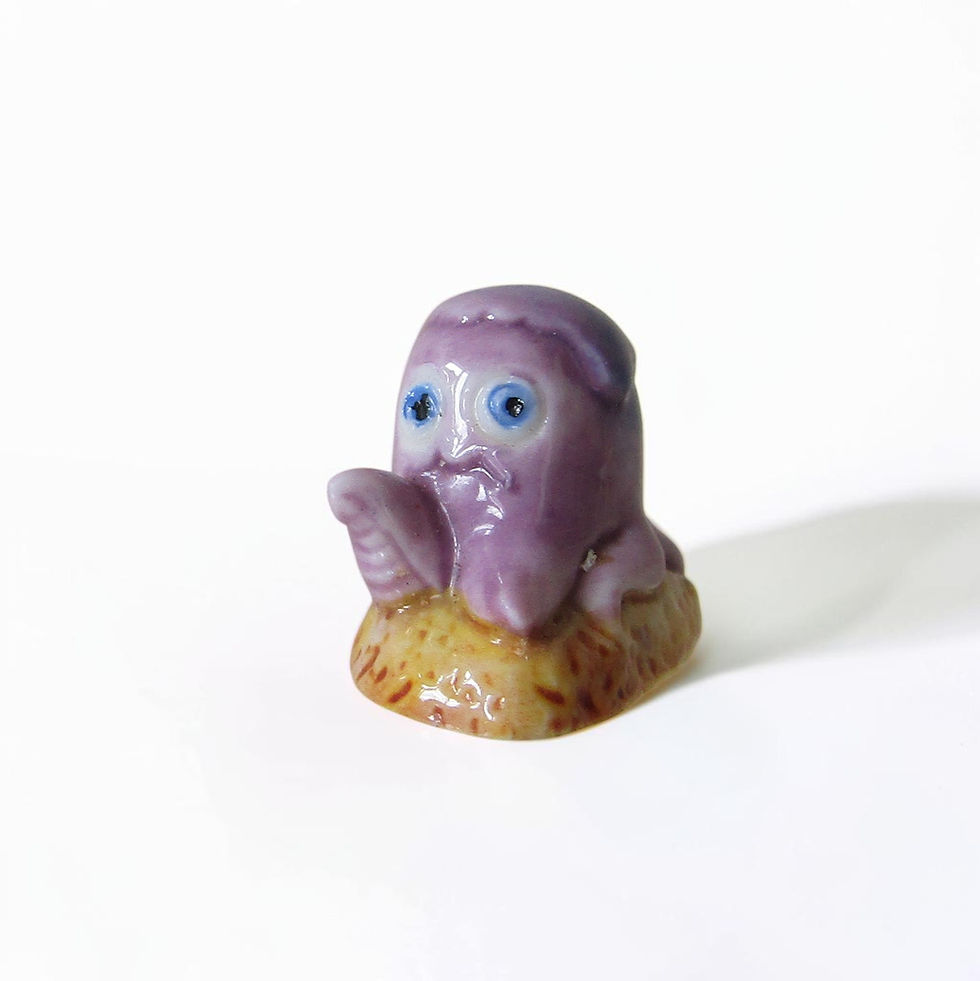Miniature : Série de 12 fèves brillantes en porcelaine sur le thème de Nemo, éditées par Arguydal en 2004, représentant différents 