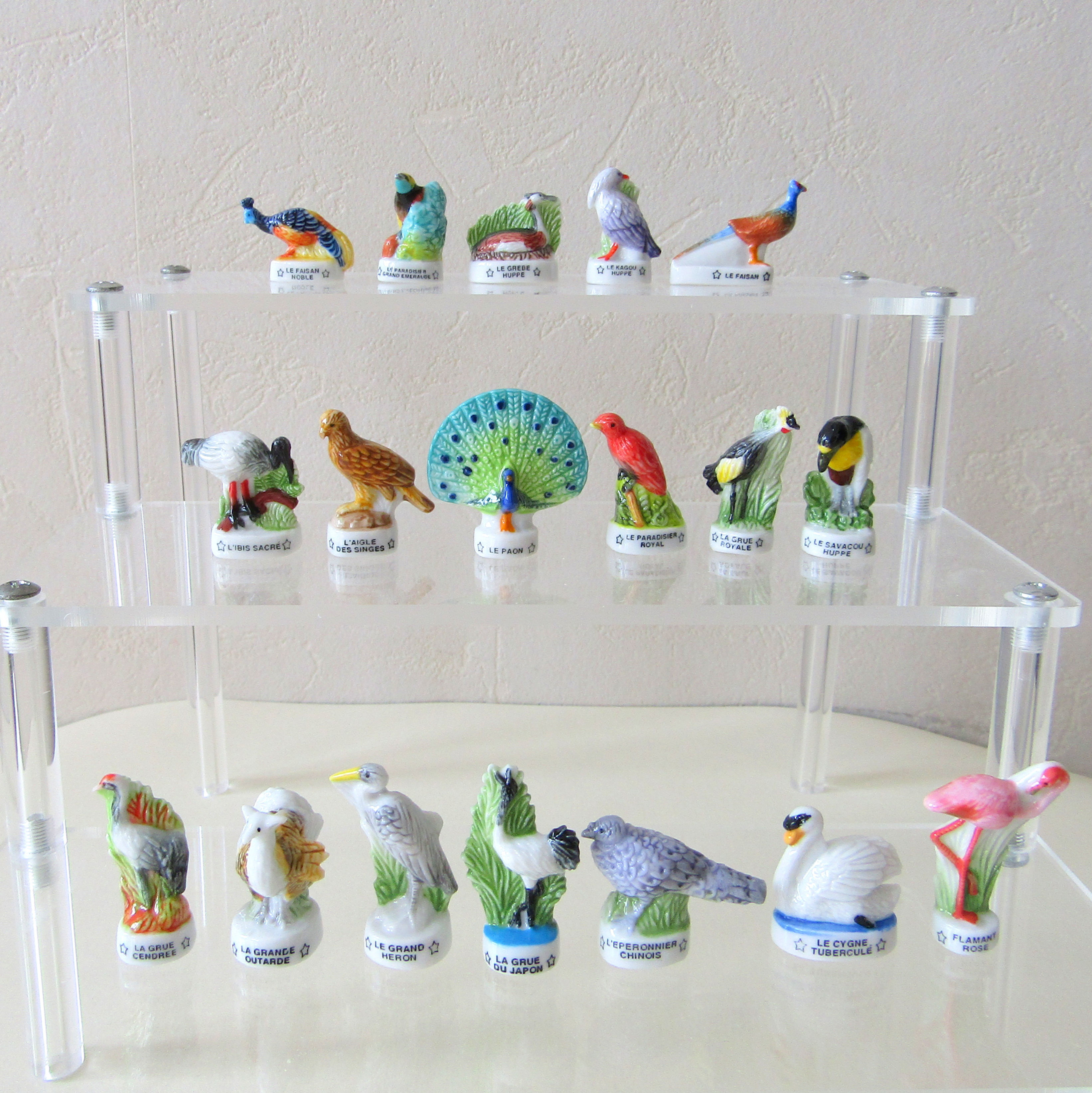 Série de fèves brillantes Oiseaux d’exception – Éditions Atlas 2006 – Collection complète de 18 fèves en porcelaine