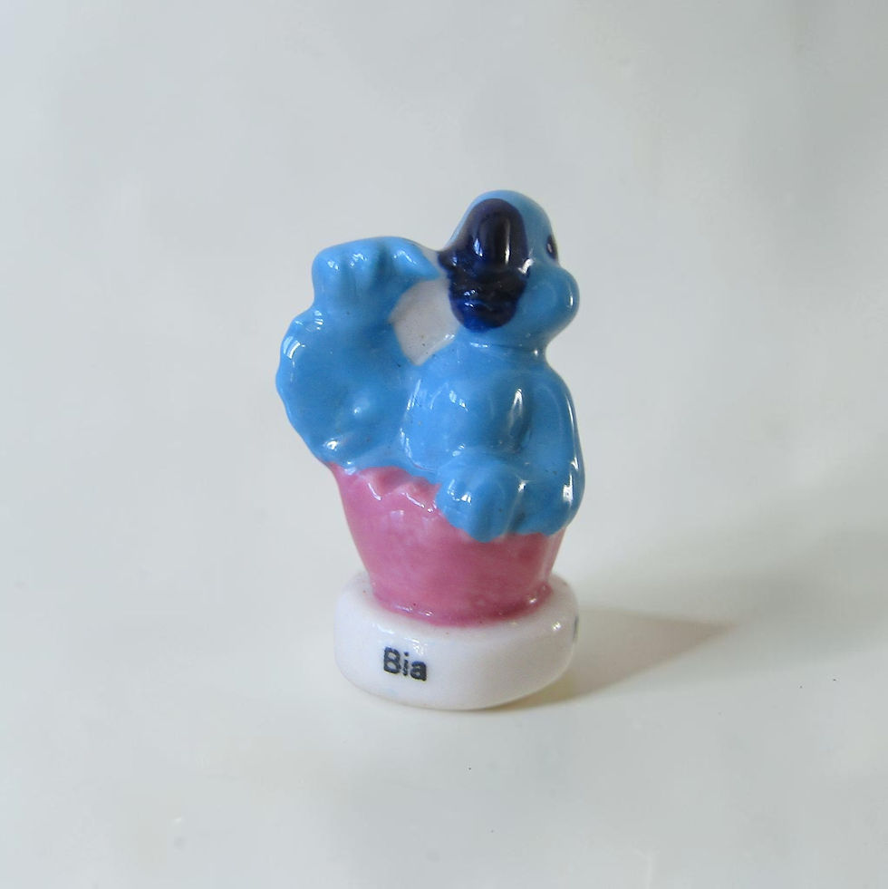Miniature : Fèves en porcelaine brillante Rio 2 (2010) Éditions Prime représentant 12 personnages du film : Blu, Perla, Pedro, Tiago,