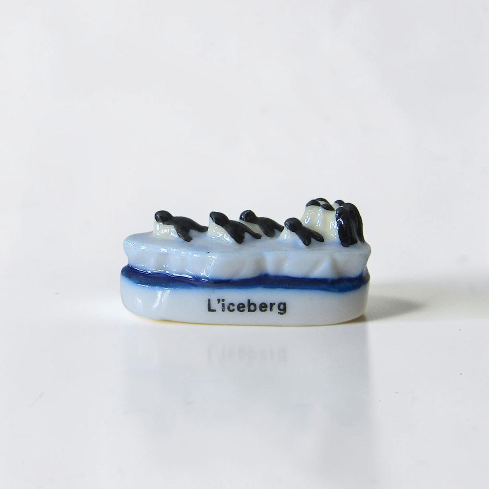Miniature : Série complète de 10 fèves brillantes en porcelaine « Découverte du monde polaire » des Éditions Prime (2008), représentant